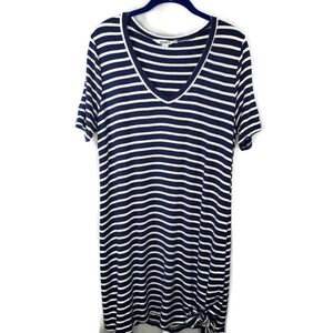 BB Dakota Blue and White Stripe T-shirt Dress Size Large